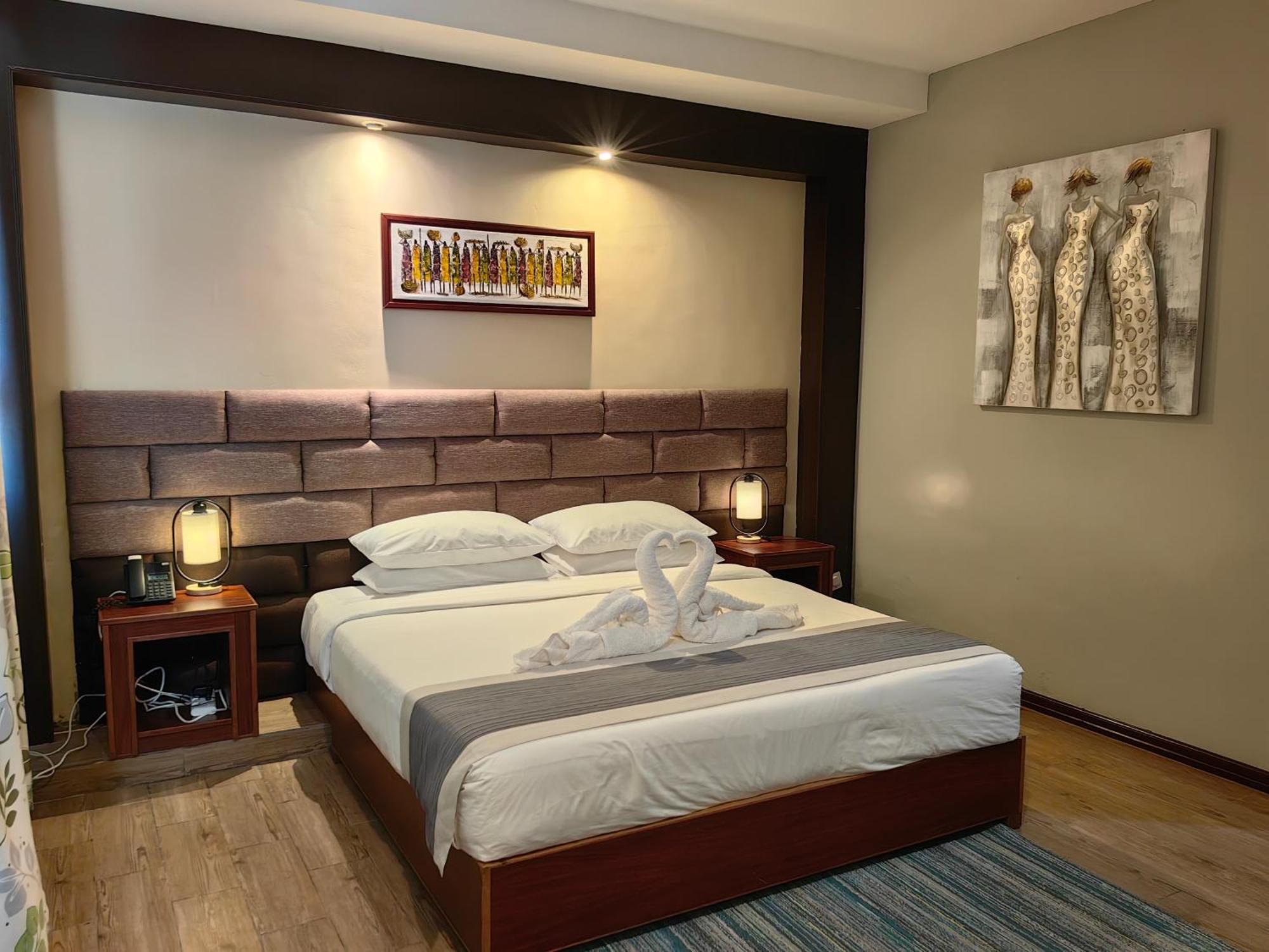 Great Wall Hotel Дар ес Саалам Екстериор снимка