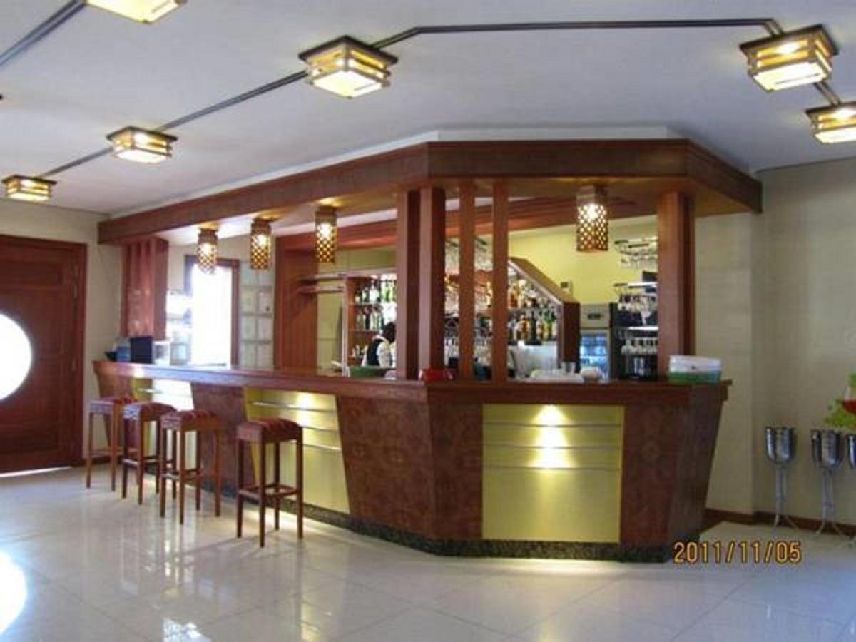 Great Wall Hotel Дар ес Саалам Екстериор снимка